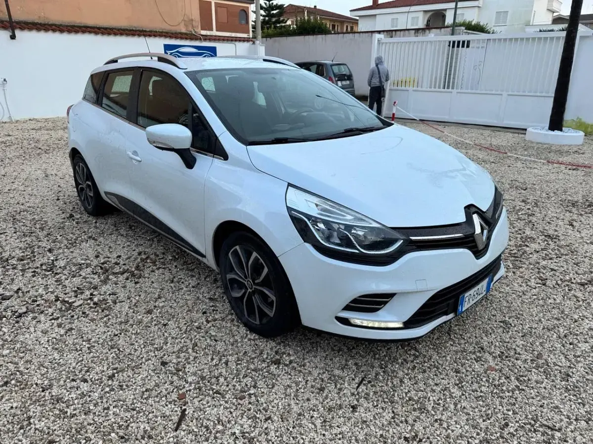 Usata Renault Clio Intens 89 CV (65 kW) 2018 Bianco Station wagon