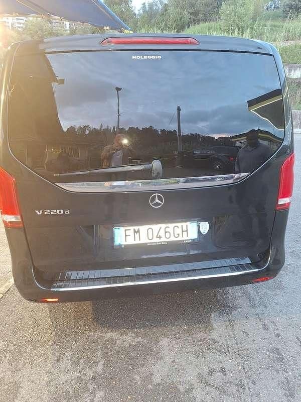 Usata Mercedes V220 Executive 163 CV (119 kW) 2017 Nero Monovolume