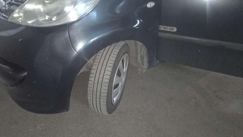 Usata Peugeot 107 68 CV (50 kW) 2007 Utilitaria