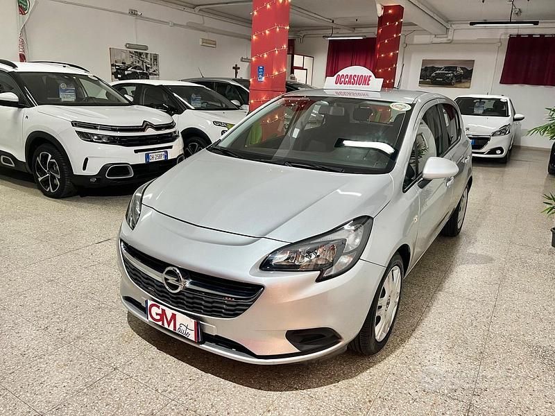 Usata Opel Corsa Innovation 90 CV (66 kW) 2018 Grigio Berlina