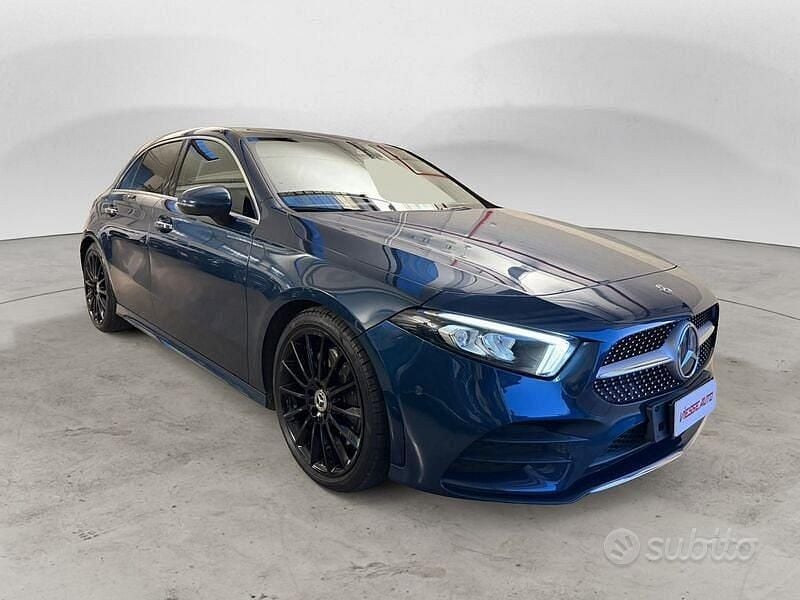 Usata Mercedes A250 Premium 224 CV (164 kW) 2019 Blu/azzurro Berlina