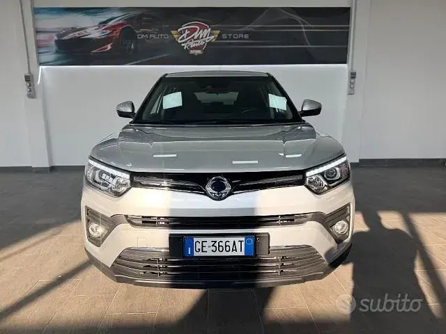 Occasion SsangYong Tivoli 136 ch (100 kW) 2021 Gris SUV