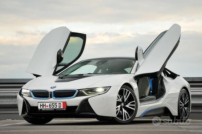 Usata BMW i8 Comfort Edition 374 CV (275 kW) 2017 Bianco Coupé