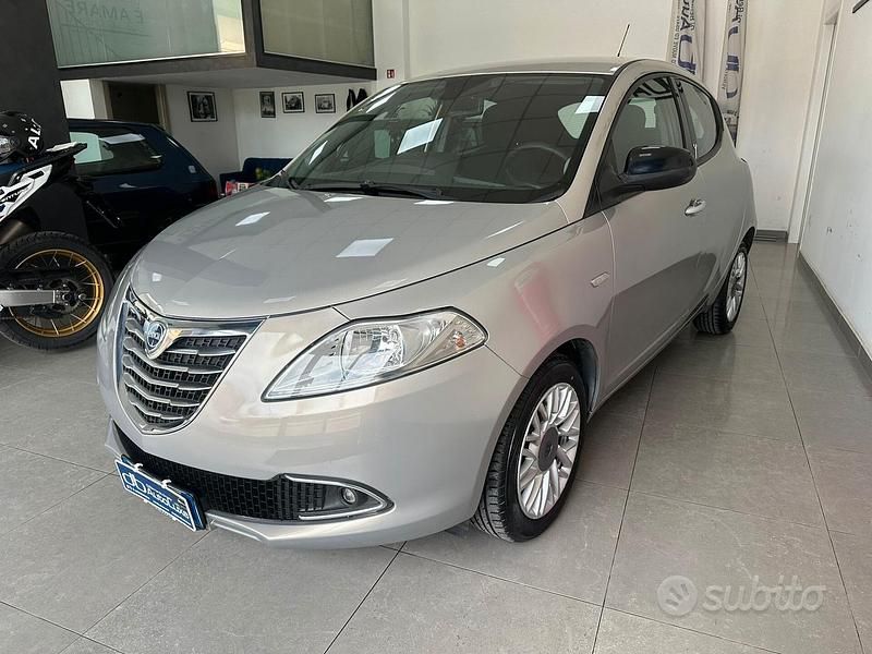 Usata Lancia Ypsilon S 95 CV (69 kW) 2015 Beige Utilitaria