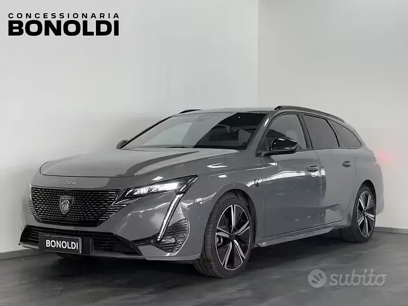 Usata Peugeot 308 GT 131 CV (96 kW) 2024 Grigio Station wagon