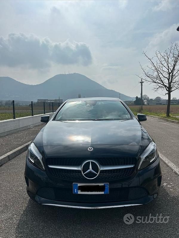 Usata Mercedes A200 136 CV (100 kW) 2017 Nero Berlina