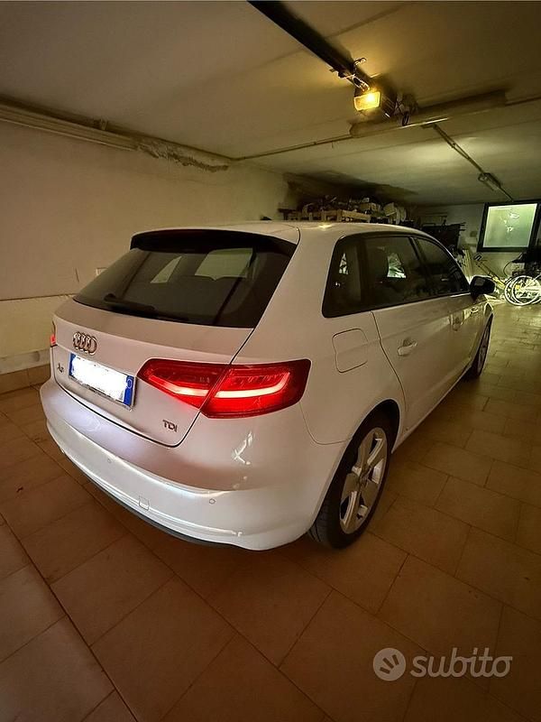 Usata Audi A3 Ambition 110 CV (80 kW) 2013 Bianco Utilitaria
