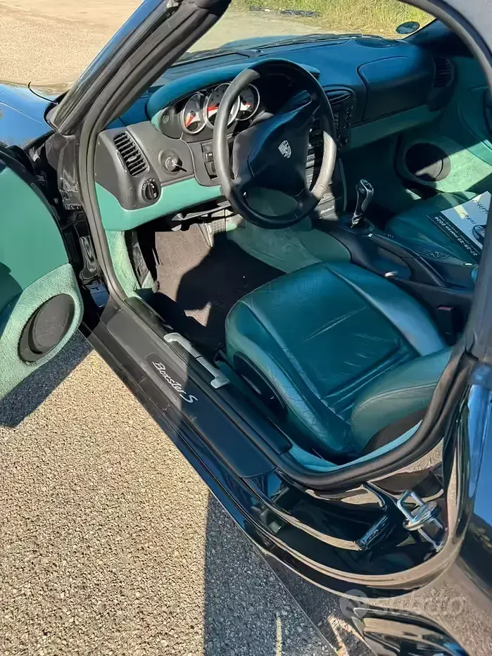 Usata Porsche Boxster 252 CV (185 kW) 2000 Nero Cabrio