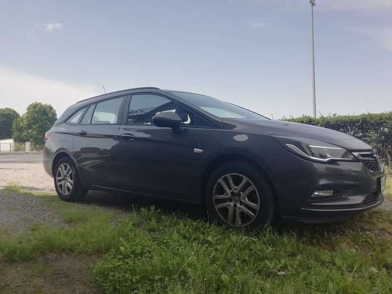 Usato 2017 Opel Astra 1.6 Diesel 110 CV (10.900 €)