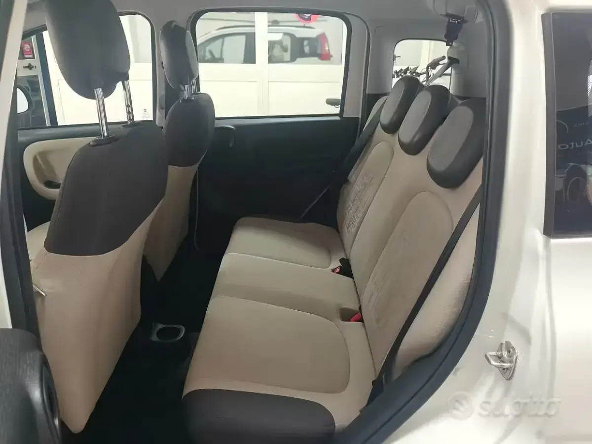 Usata Fiat Panda Easy 69 CV (50 kW) 2016 Bianco Utilitaria