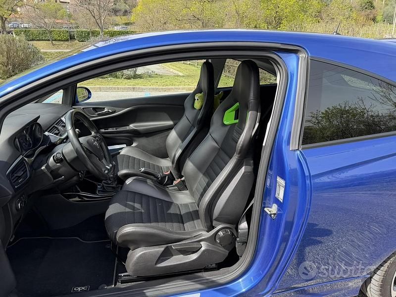 Używany Opel Corsa OPC 207 KM (152 kW) 2016 Niebieski Hatchback