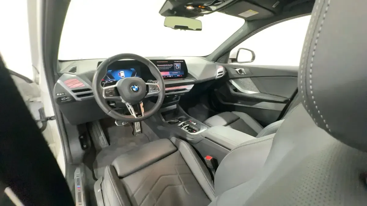 Usata BMW 118 M Sport 150 CV (110 kW) 2025 Alpinweiss Utilitaria