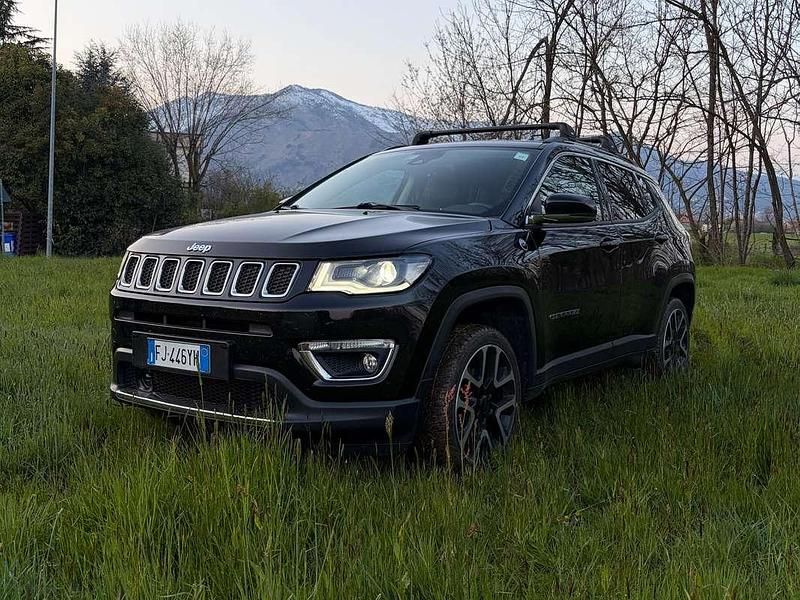Usata Jeep Compass Limited 140 CV (102 kW) 2017 Nero SUV