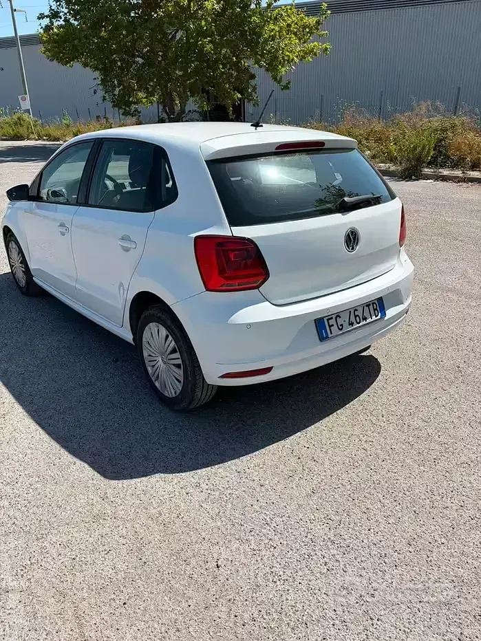 Usata VW Polo 75 CV (55 kW) 2017 Bianco Utilitaria