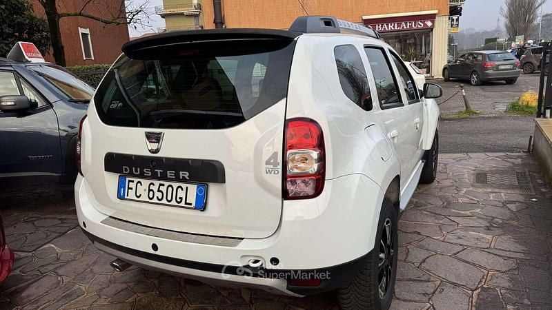 Usata Dacia Duster 125 CV (91 kW) 2016 Bianco SUV