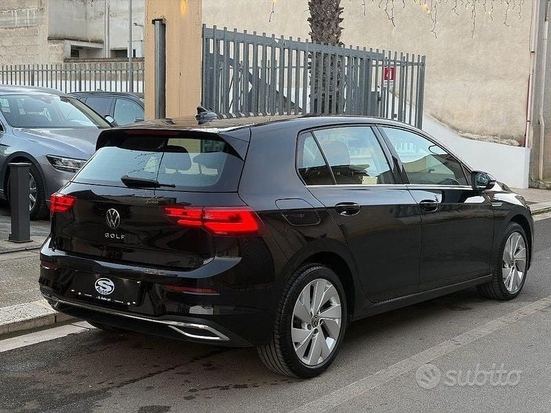 Usata VW Golf VII Style 150 CV (110 kW) 2020 Nero Berlina