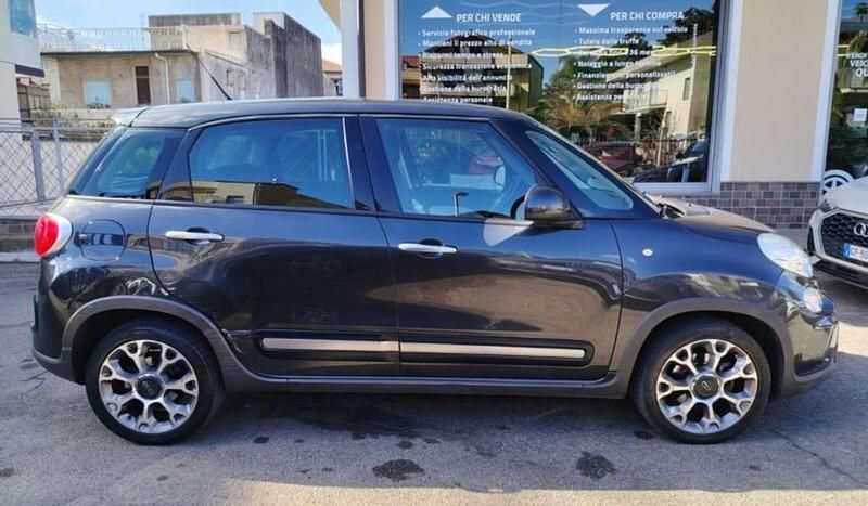 Usata Fiat 500L Trekking 95 CV (69 kW) 2015 Nero Monovolume