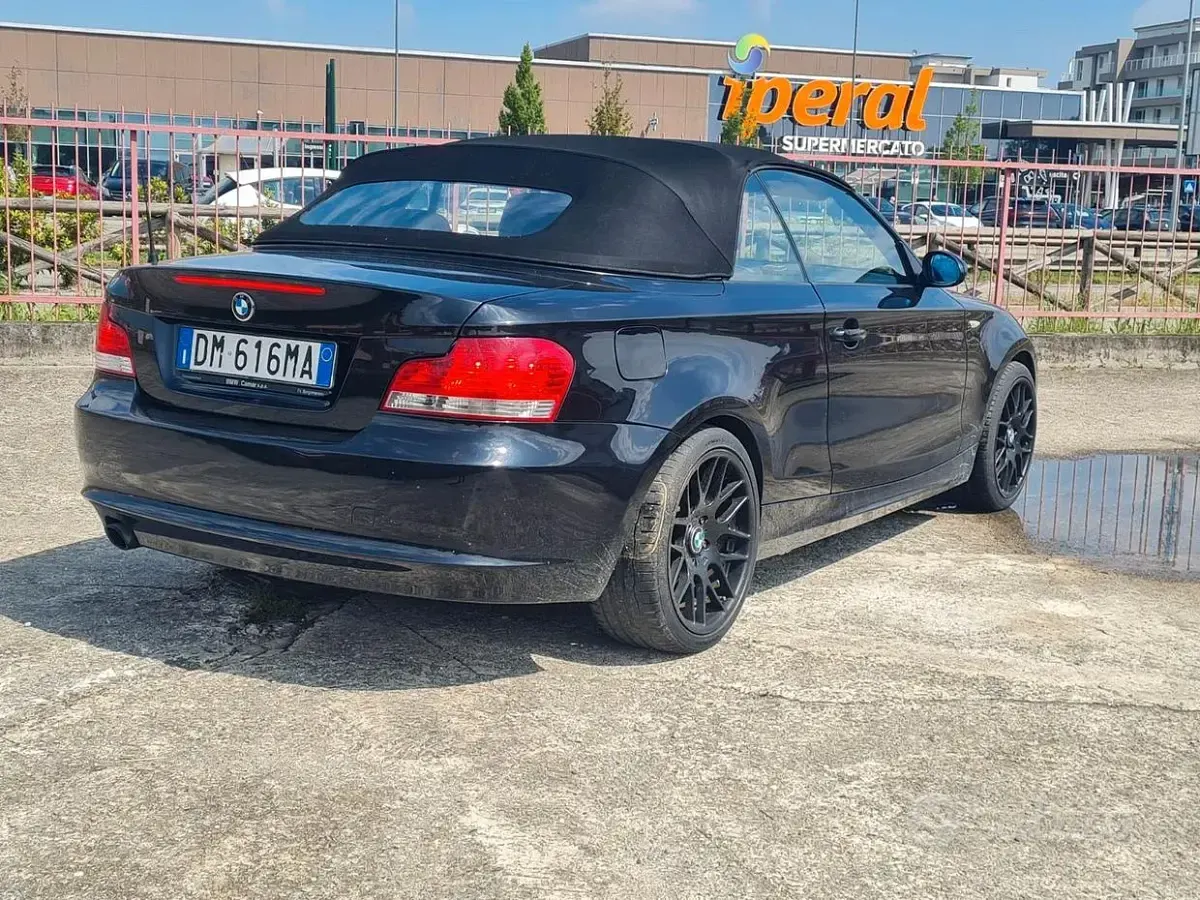 Usata BMW 120 Cabriolet 170 CV (125 kW) 2008 Nero Cabrio