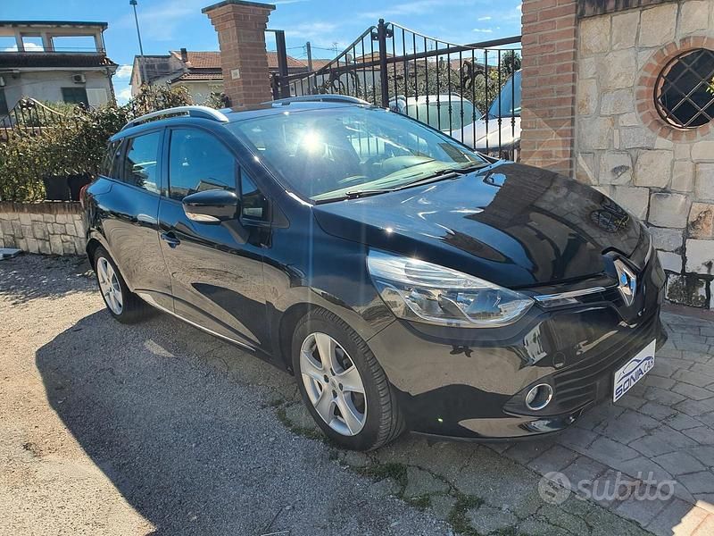 Usata Renault Clio GrandTour 75 CV (55 kW) 2015 Nero Station wagon