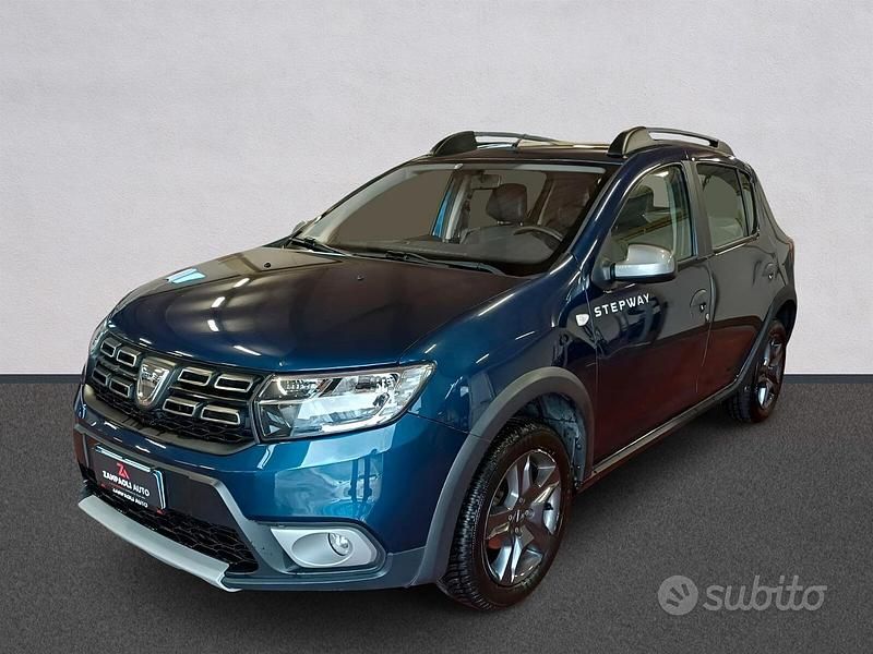 Blu Usata 2017 Dacia Sandero Stepway Tre volumi | 9600 € (Buon prezzo) - Immagine 1/4