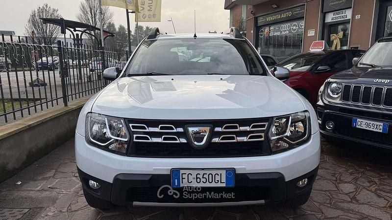 Usata Dacia Duster 125 CV (91 kW) 2016 Bianco SUV