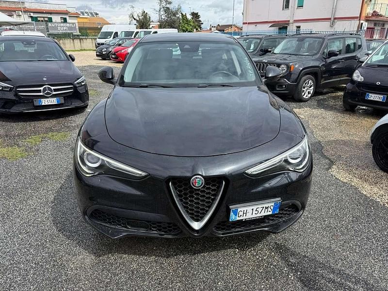 Usata Alfa Romeo Stelvio Business 190 CV (139 kW) 2021 Nero SUV