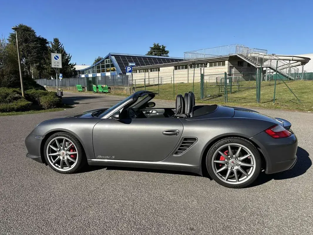 Usata Porsche Boxster 295 CV (216 kW) 2007 Grigio Cabrio