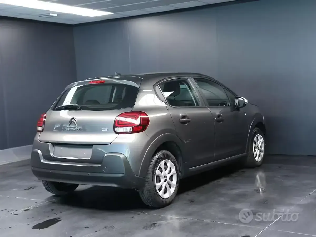 Usata Citroën C3 PureTech 83 CV (61 kW) 2024 Grigio Berlina