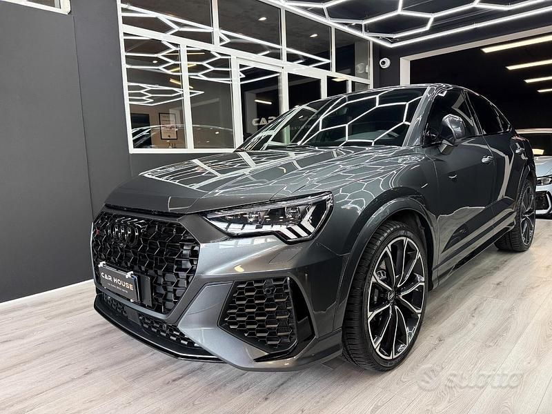 Begagnad Audi RS Q3 Comfort 400 HK (294 kW) 2021 Grå SUV