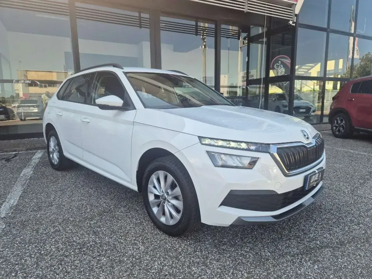 Usata Skoda Kamiq Monte Carlo 90 CV (66 kW) 2021 Bianco SUV