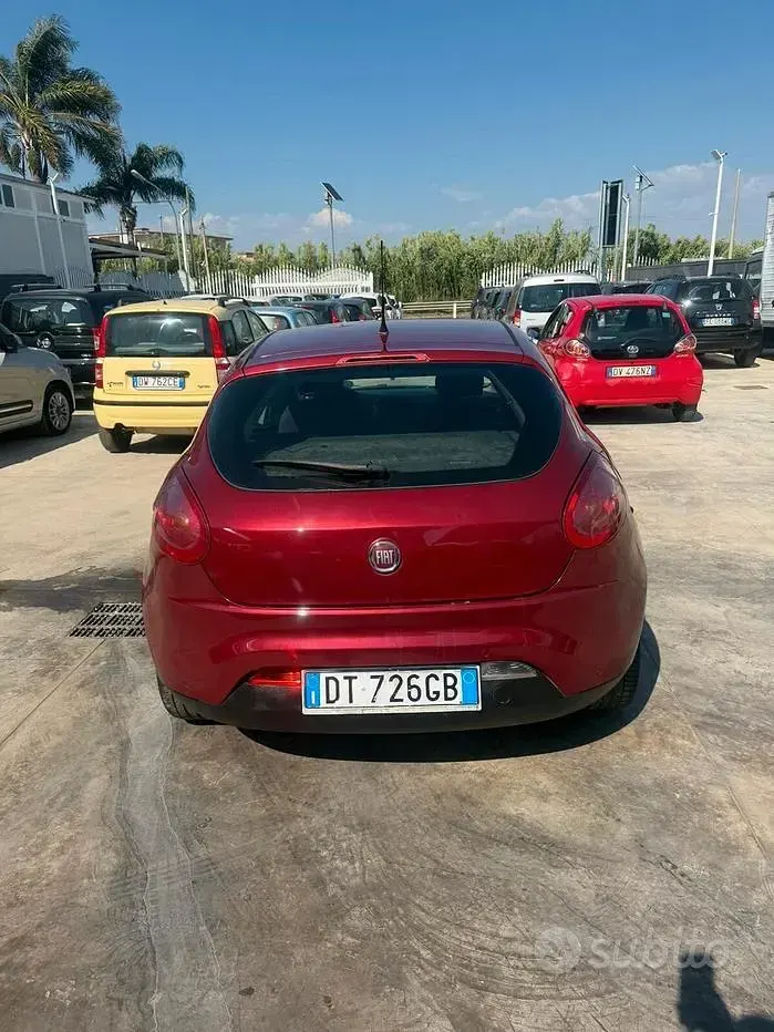 Usata Fiat Bravo Emotion 105 CV (77 kW) 2009 Viola Utilitaria