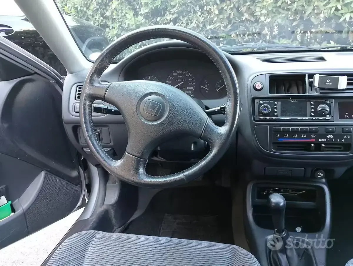Usata Honda Civic 90 CV (66 kW) 1998 Berlina