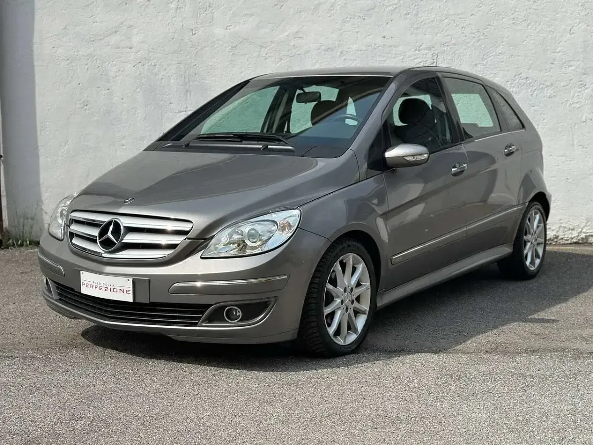 Usata Mercedes B170 116 CV (85 kW) 2007 Grigio Monovolume