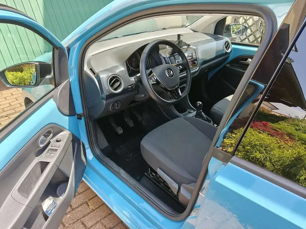Usata VW up! 65 CV (47 kW) 2023 Utilitaria