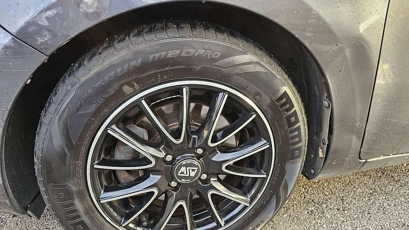 Usata Kia Rio EX 90 CV (66 kW) 2012 Berlina