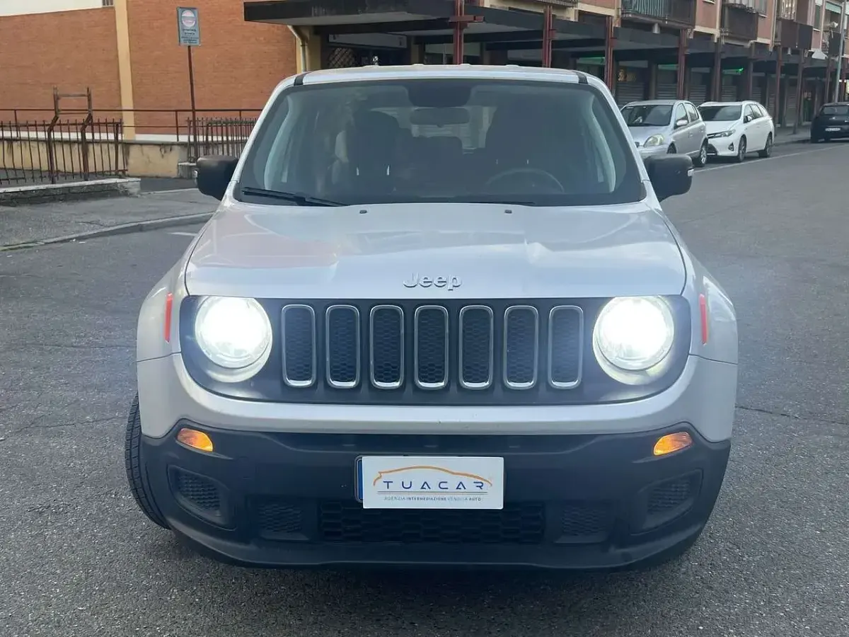 Usata Jeep Renegade Sport 120 CV (88 kW) 2018 Grigio SUV
