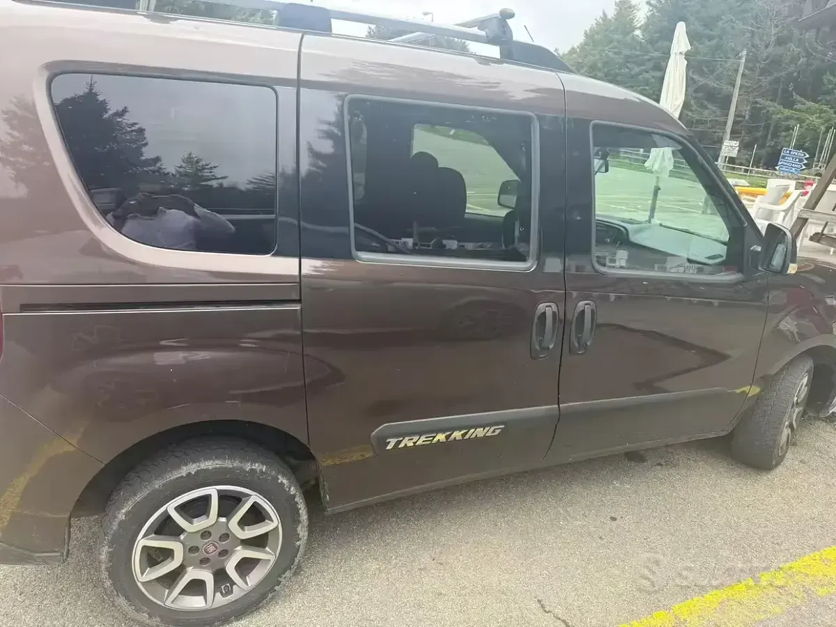 Usata Fiat Doblò Trekking 120 CV (88 kW) 2015 Monovolume