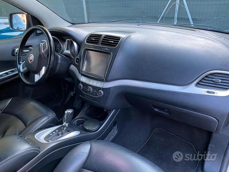 Usata Fiat Freemont 170 CV (125 kW) 2014 Grigio SUV