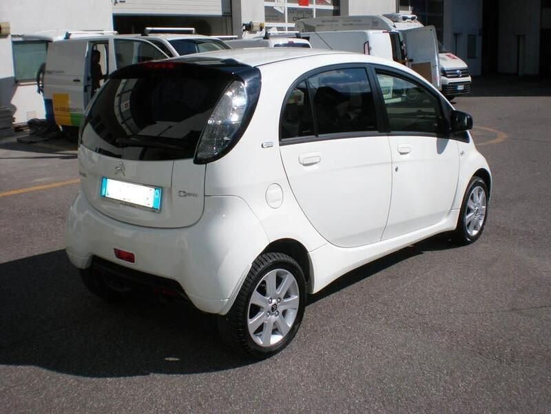 Begagnad Citroën C-zero Seduction 35 kW (48 HK) 2013 Vit Halvkombi