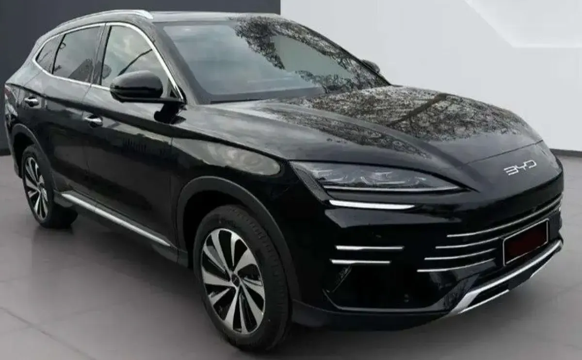 Nuova BYD Seal U Boost 98 CV (72 kW) 2026 Obsidian black SUV