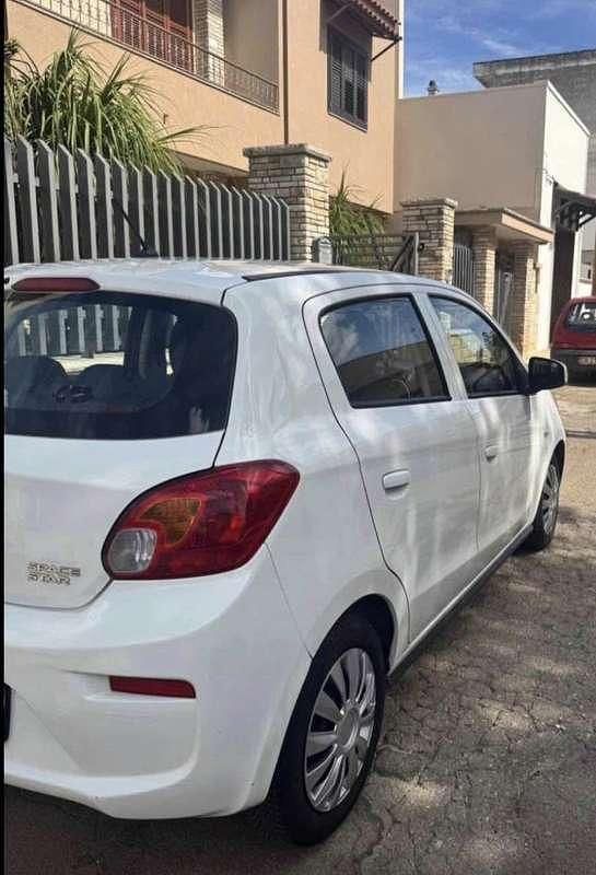 Usata Mitsubishi Space Star Invite 71 CV (52 kW) 2017 Bianco Utilitaria