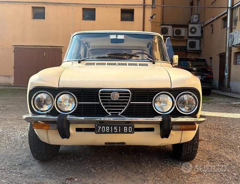 Usata Alfa Romeo Giulia Super 1970 Berlina