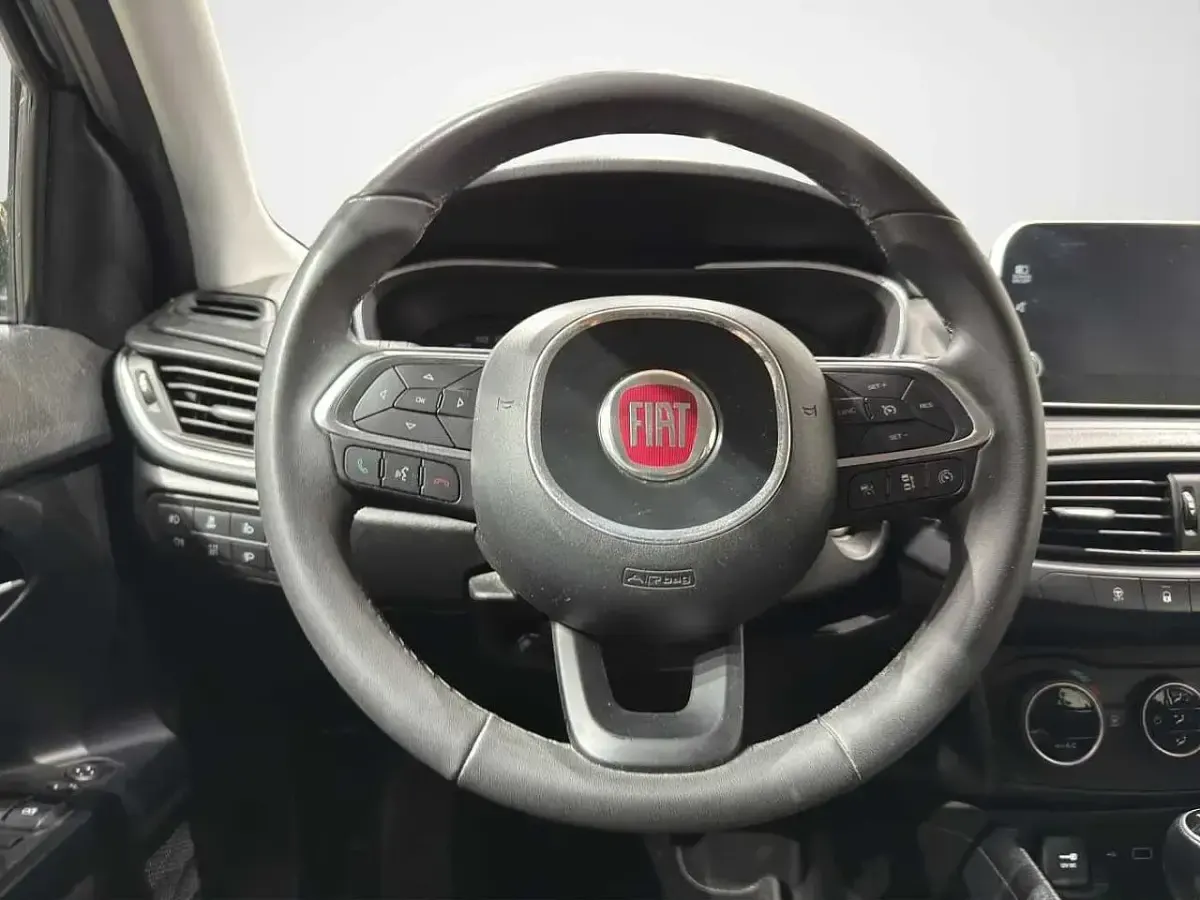 Usata Fiat Tipo Business 95 CV (69 kW) 2020 Verde Berlina