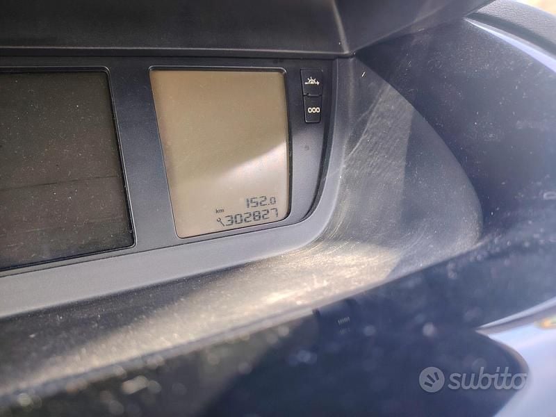 Grigio Usata 2010 Citroën C4 Picasso Exclusive Monovolume | 1499 € (Super prezzo) - Immagine 1/4