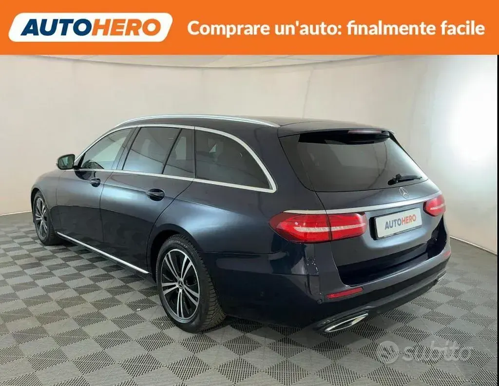 Usata Mercedes E200 160 CV (117 kW) 2019 Bluazzurro Station wagon
