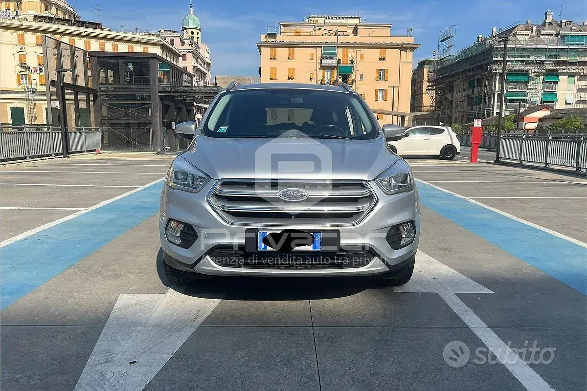 Usata Ford Kuga Business Edition 120 CV (88 kW) 2019 Grigio SUV