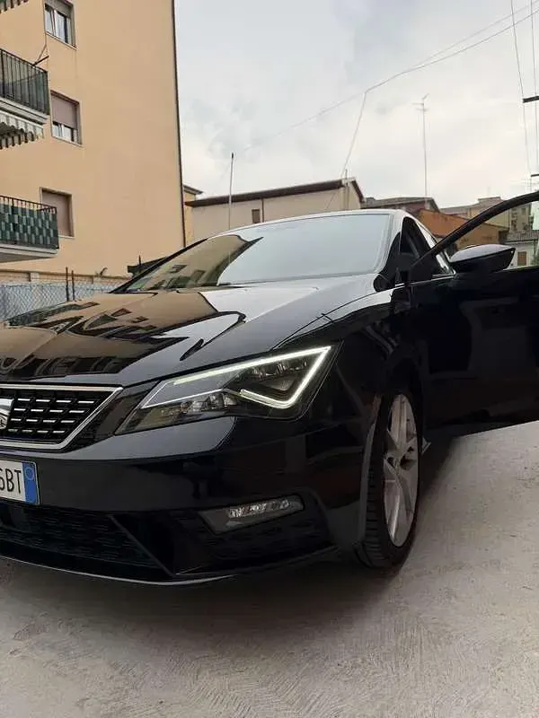 Usata Seat Leon 131 CV (96 kW) 2020 Berlina
