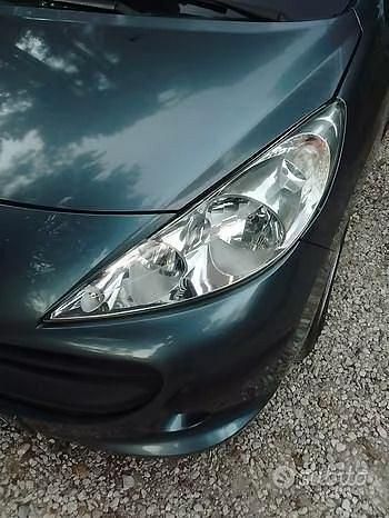 Usata Peugeot 207 70 CV (51 kW) 2006 Grigio Berlina