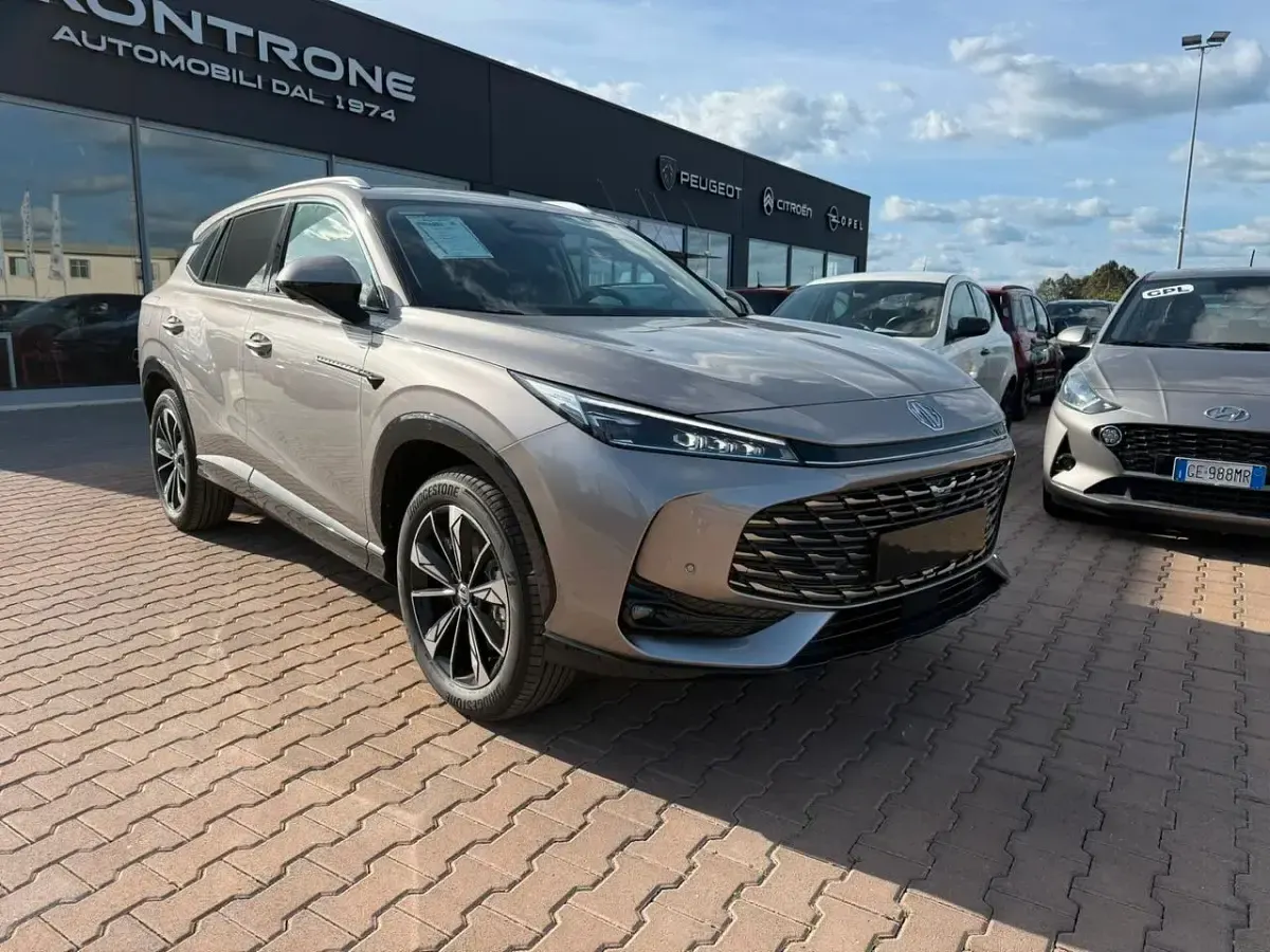 Nuova MG HS Luxury 142 CV (104 kW) 2026 Grigio SUV