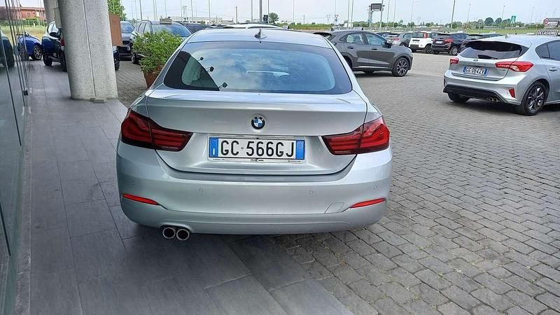 Usado BMW 420 Advantage 190 CV (139 kW) 2020 Plateado Coupe